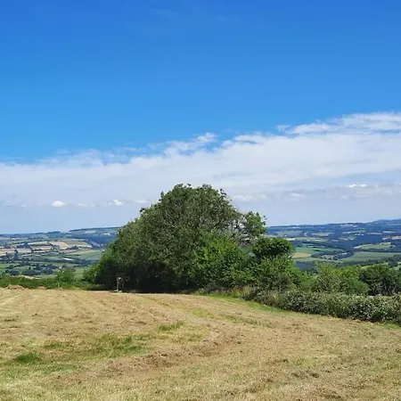 Summit Camping Kit Hill Cornwall Panoramic Views Grass Pitch From 15Pn Or Bella Bell Tent 75Pn Callington Exterior photo