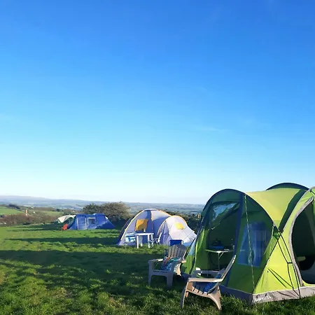 Summit Camping Kit Hill Cornwall Panoramic Views Grass Pitch From 15Pn Or Bella Bell Tent 75Pn Callington Exterior photo