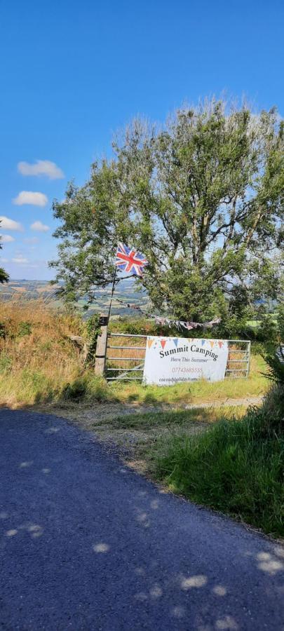 Campsite Summit Kit Hill Cornwall Panoramic Views Grass Pitch From 15pn Or Bella Bell Tent 75pn Callington
