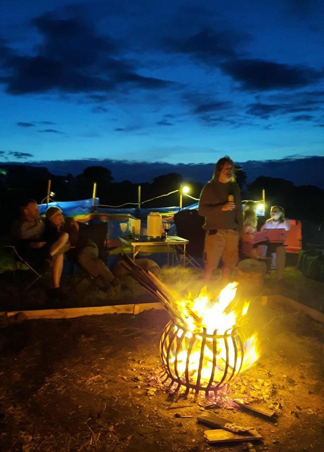 Campsite Summit Kit Hill Cornwall Panoramic Views Grass Pitch From 15pn Or Bella Bell Tent 75pn Callington