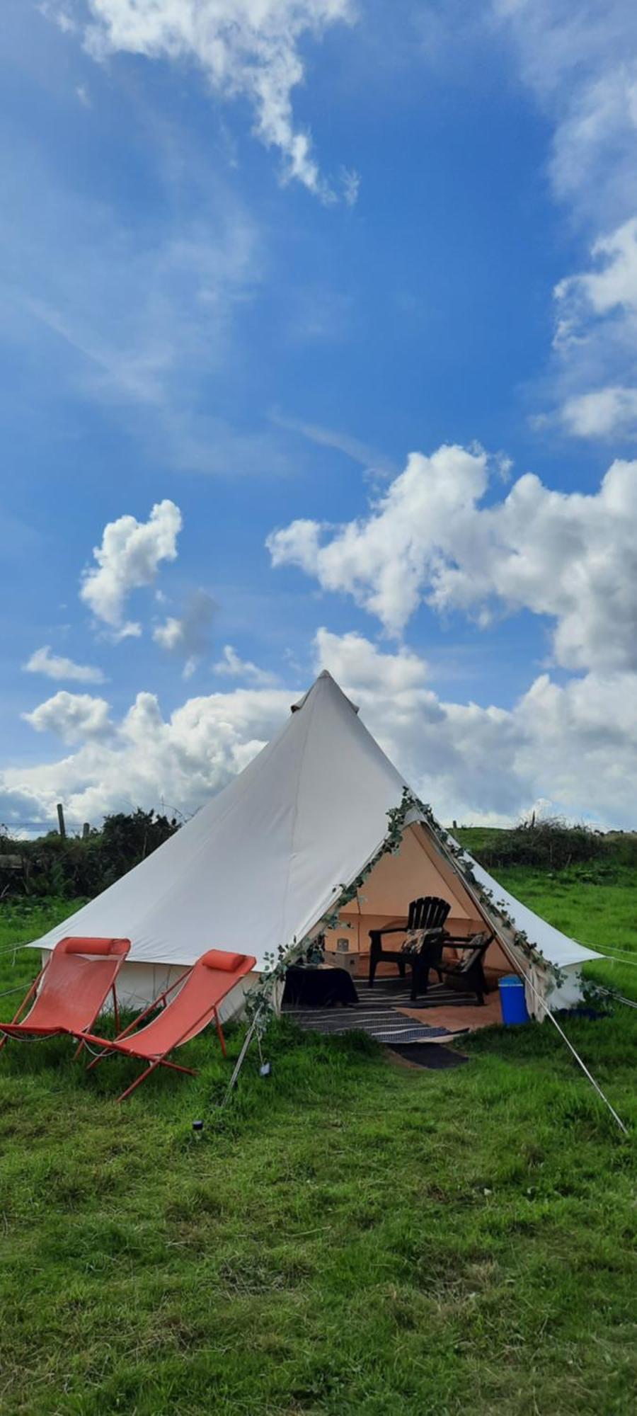 Campsite Summit Kit Hill Cornwall Panoramic Views Grass Pitch From 15pn Or Bella Bell Tent 75pn