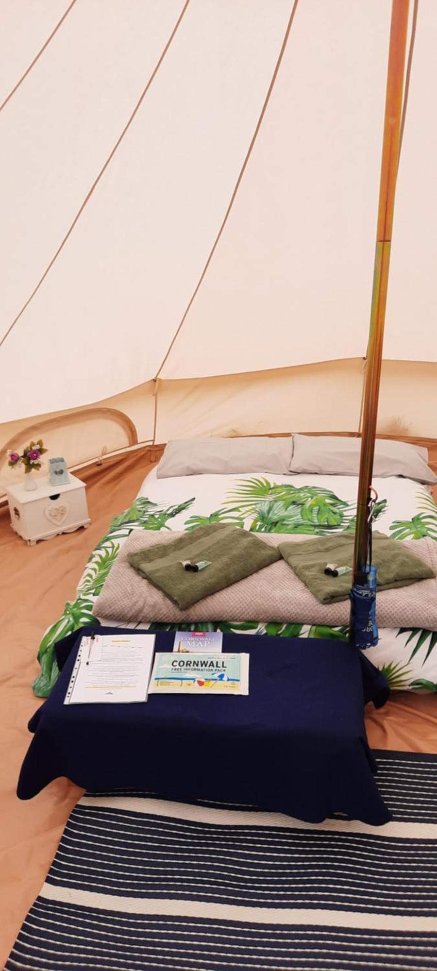 Campsite Summit Kit Hill Cornwall Panoramic Views Grass Pitch From 15pn Or Bella Bell Tent 75pn Callington
